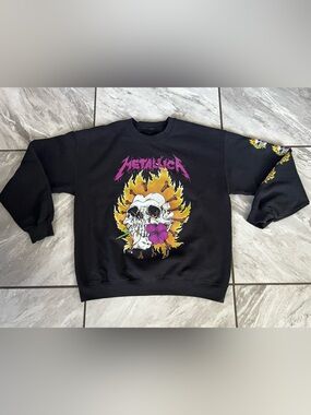 Metallica Band Sweater Large L skull & rose